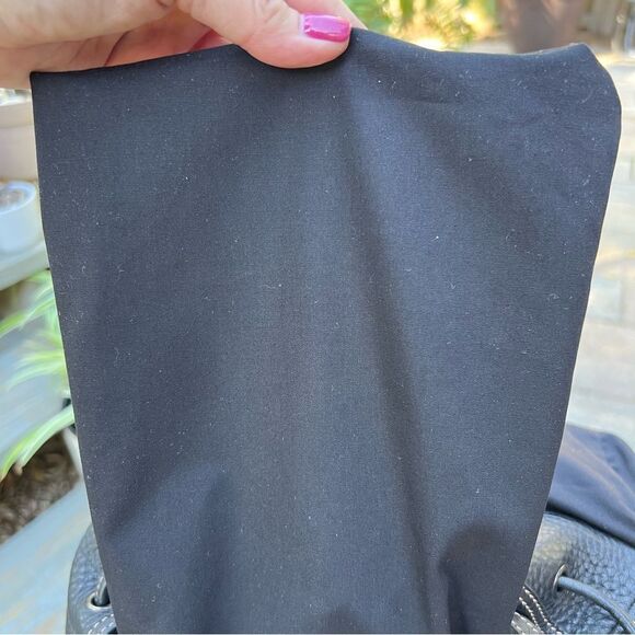 Tod's Black Leather Backpack with Drawstring Closure - Picture 15 of 16